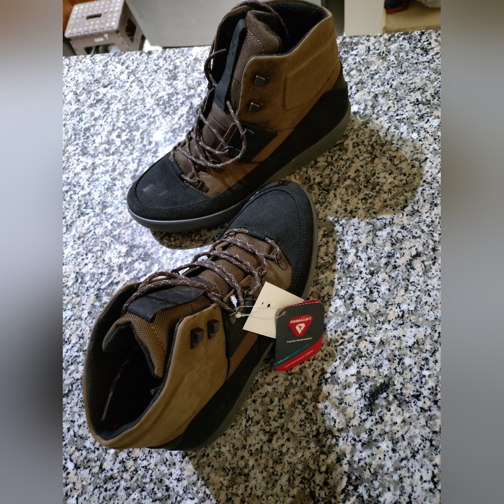 LIMITED TIME 120$ ECCO 43